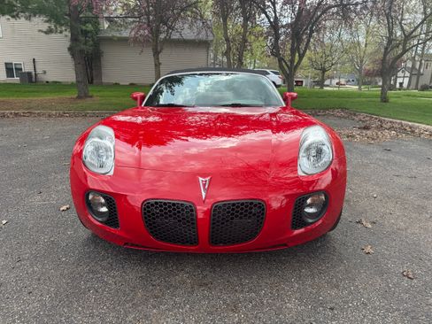 Used 2007 Pontiac Solstice GXP w/ Premium Package RWD image 16