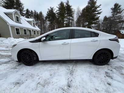 Used 2017 Chevrolet Volt LT w/ Comfort Package
