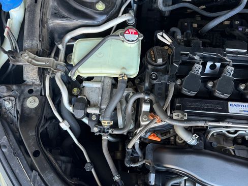 Used 2019 Honda Civic EX image 17