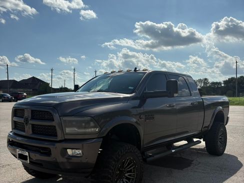 Used 2017 RAM 2500 Laramie w/ Sport Appearance Group AWD/4WD image 10