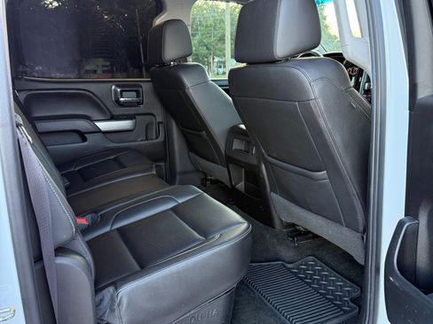 Used 2016 Chevrolet Silverado 2500 LTZ image 26