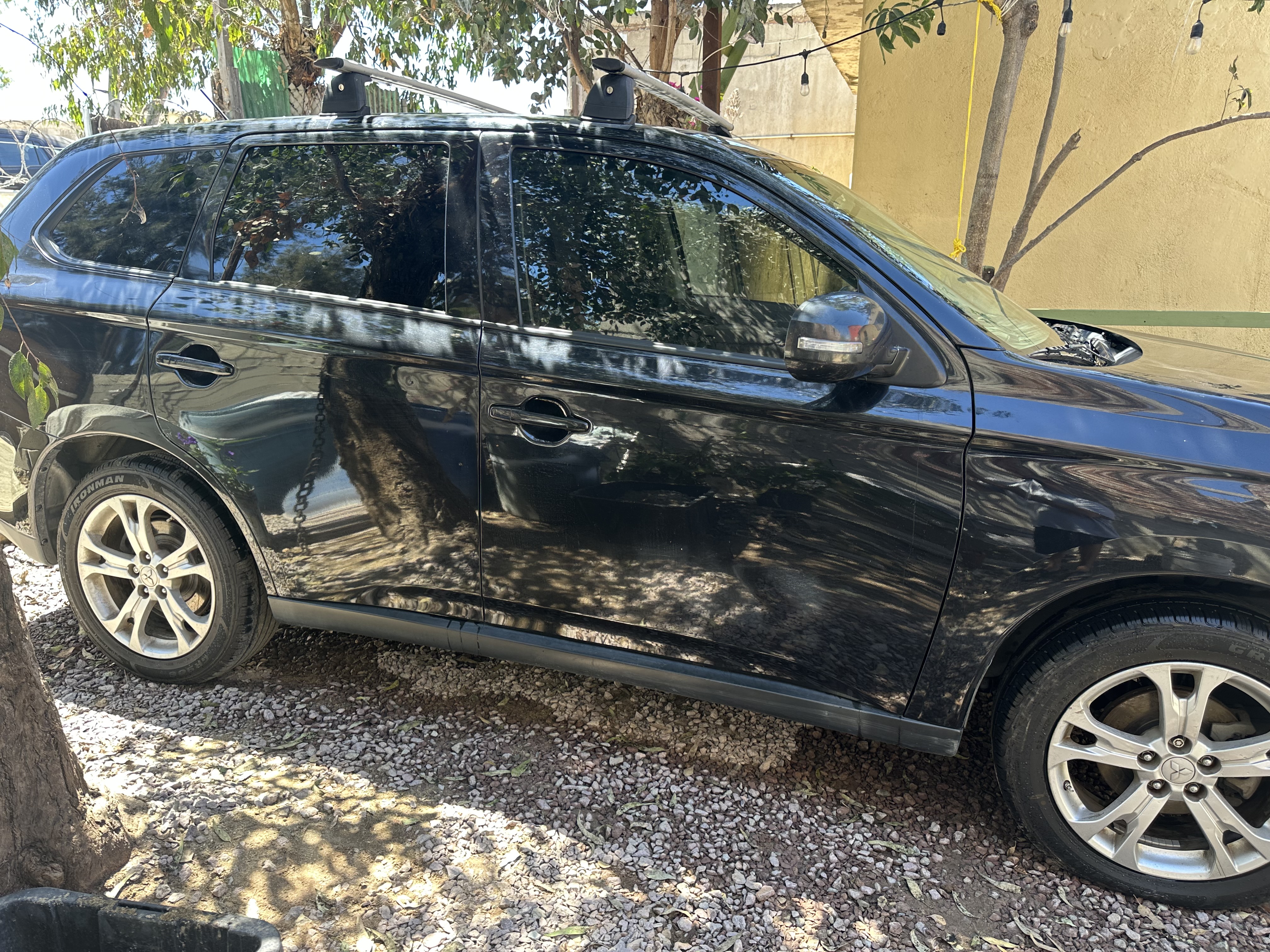 Used 2014 Mitsubishi Outlander SE FWD image 5