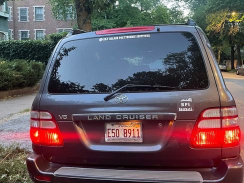 Used 2004 Toyota Land Cruiser image 4