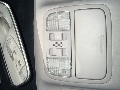 Used 2011 Honda CR-V EX image 29