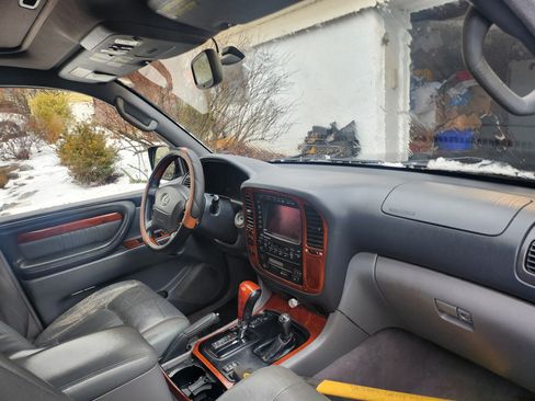 Used 2002 Lexus LX 470 4WD image 4