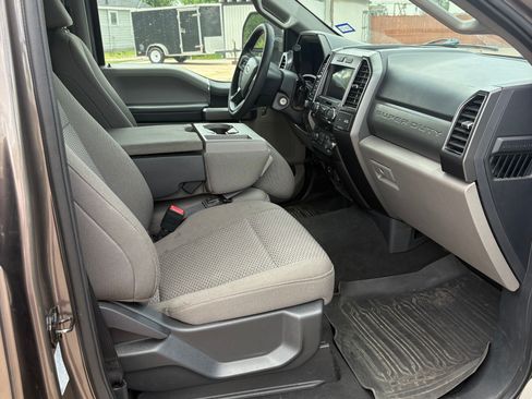 Used 2022 Ford F350 XLT AWD/4WD image 12