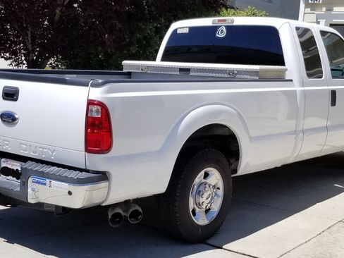 Used 2012 Ford F250 XLT w/ XLT Interior Pkg image 5