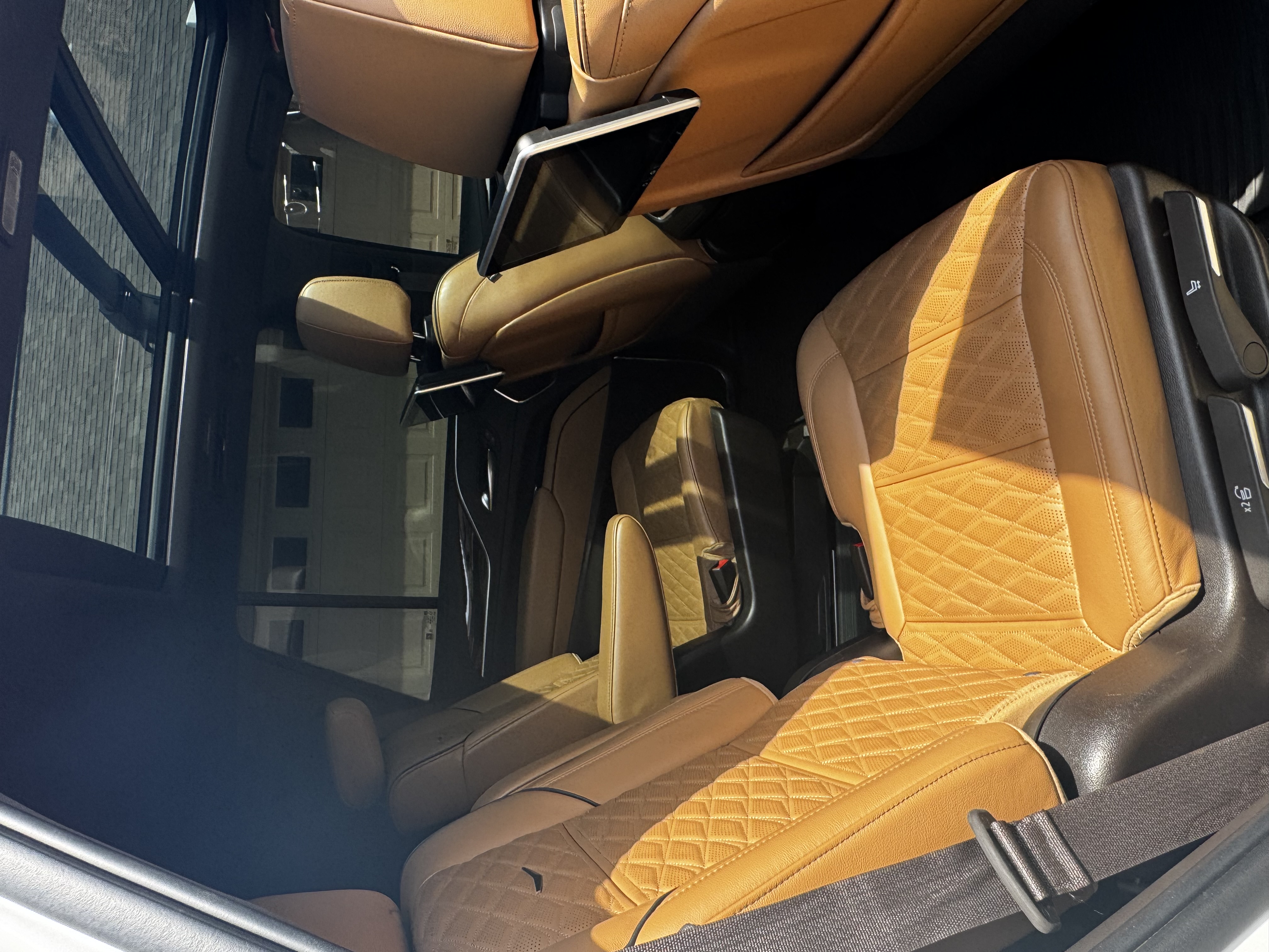 Used 2022 Cadillac Escalade Sport w/ Touring Package RWD image 8