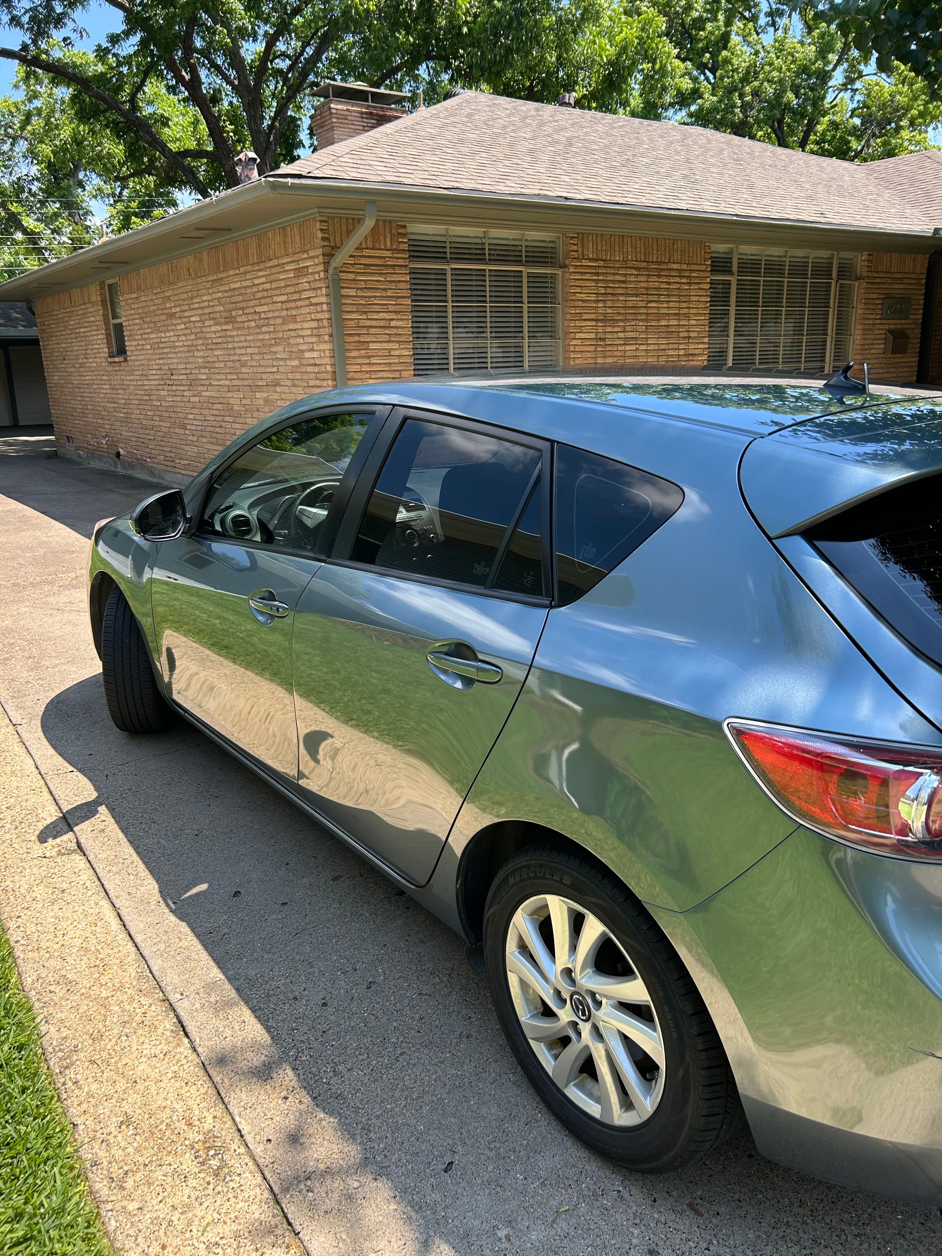 Used 2013 MAZDA MAZDA3 i Touring FWD image 5