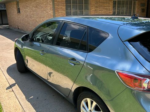 Used 2013 MAZDA MAZDA3 i Touring FWD image 5