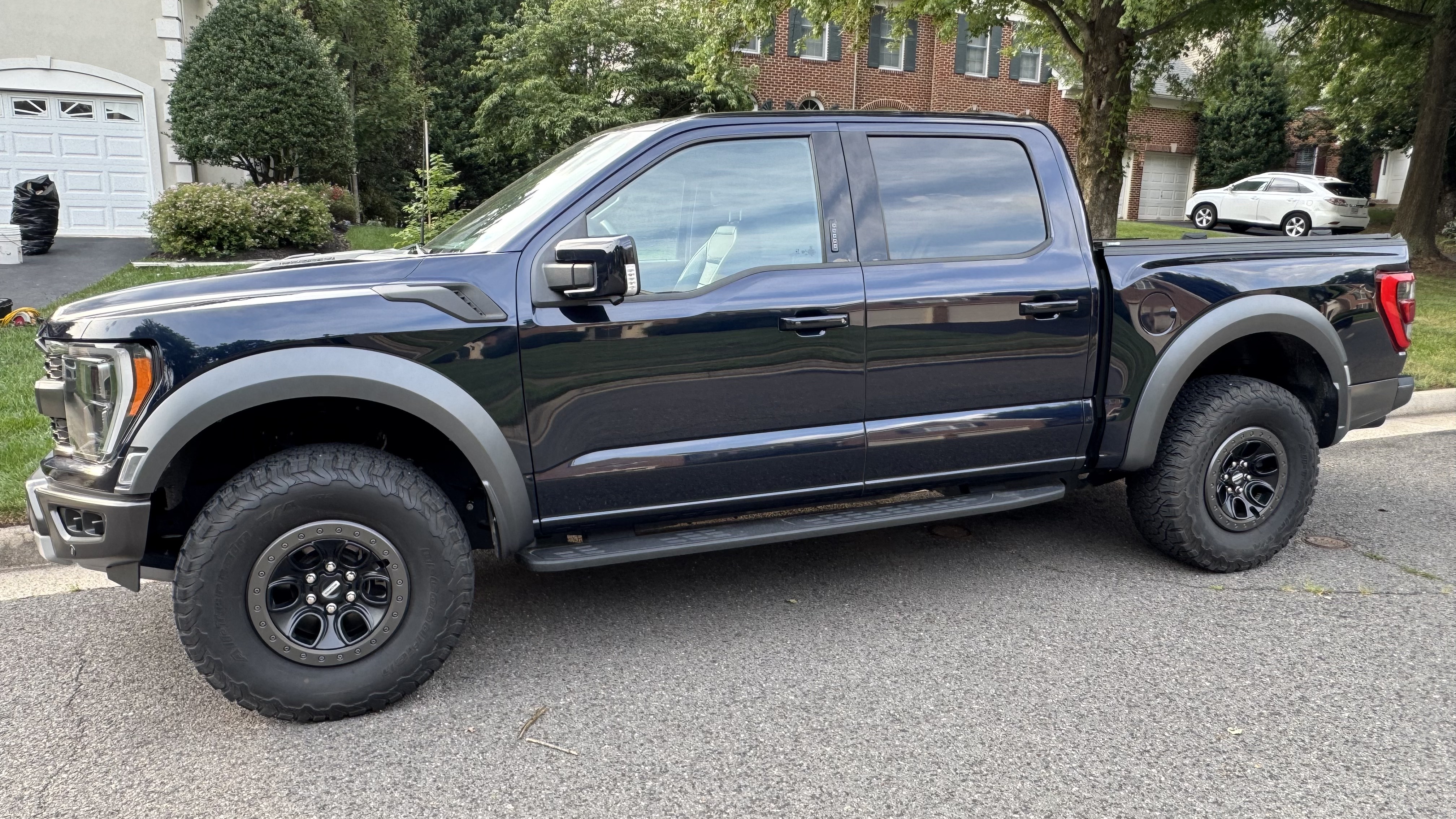 Used 2023 Ford F150 Raptor w/ Raptor Carbon Fiber Package AWD/4WD image 4