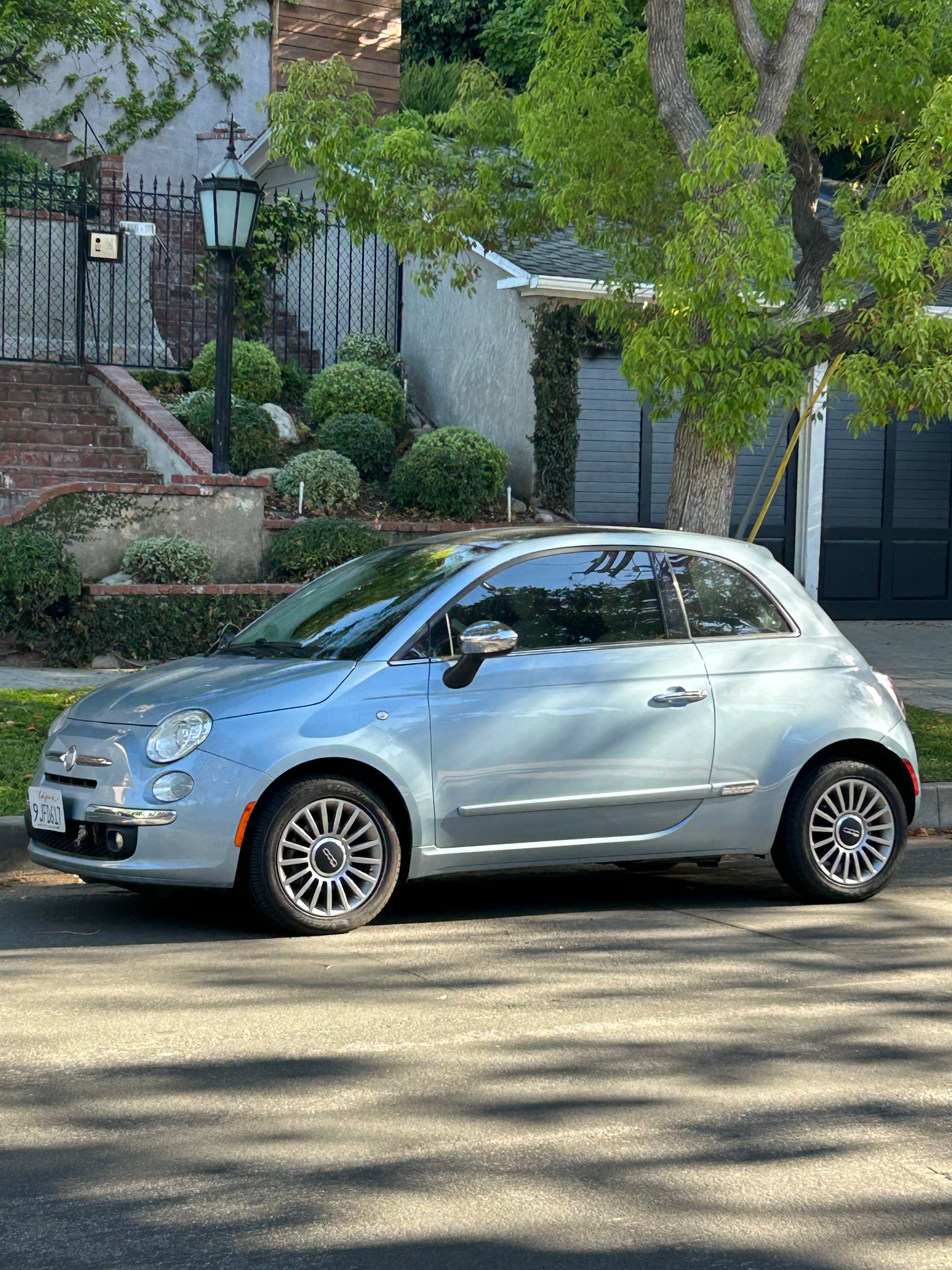 Used 2013 FIAT 500 Lounge w/ Luxury Leather Pkg FWD image 15