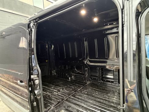 Used 2024 Ford Transit 250 148 Medium Roof image 14