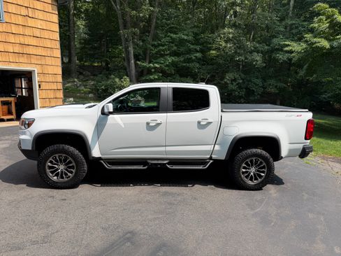 Used 2022 Chevrolet Colorado ZR2 AWD/4WD image 6