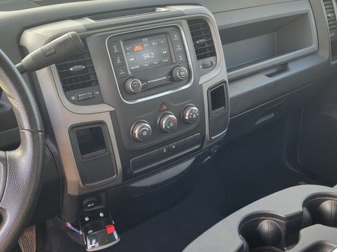 Used 2017 RAM 2500 Tradesman w/ Chrome Appearance Group image 3