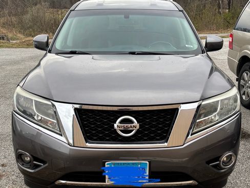 Used 2015 Nissan Pathfinder SL w/ Cargo Package image 1