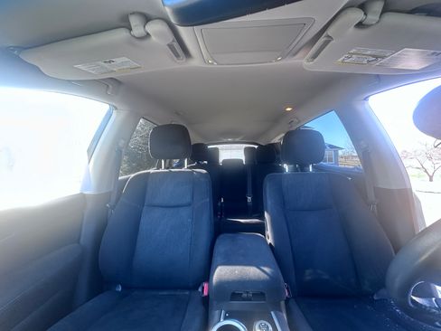 Used 2015 Nissan Pathfinder SV w/ Trailer Tow Package image 11