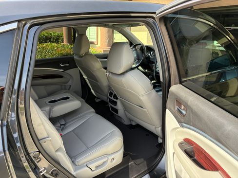 Used 2015 Acura MDX SH-AWD w/ Technology Package image 13