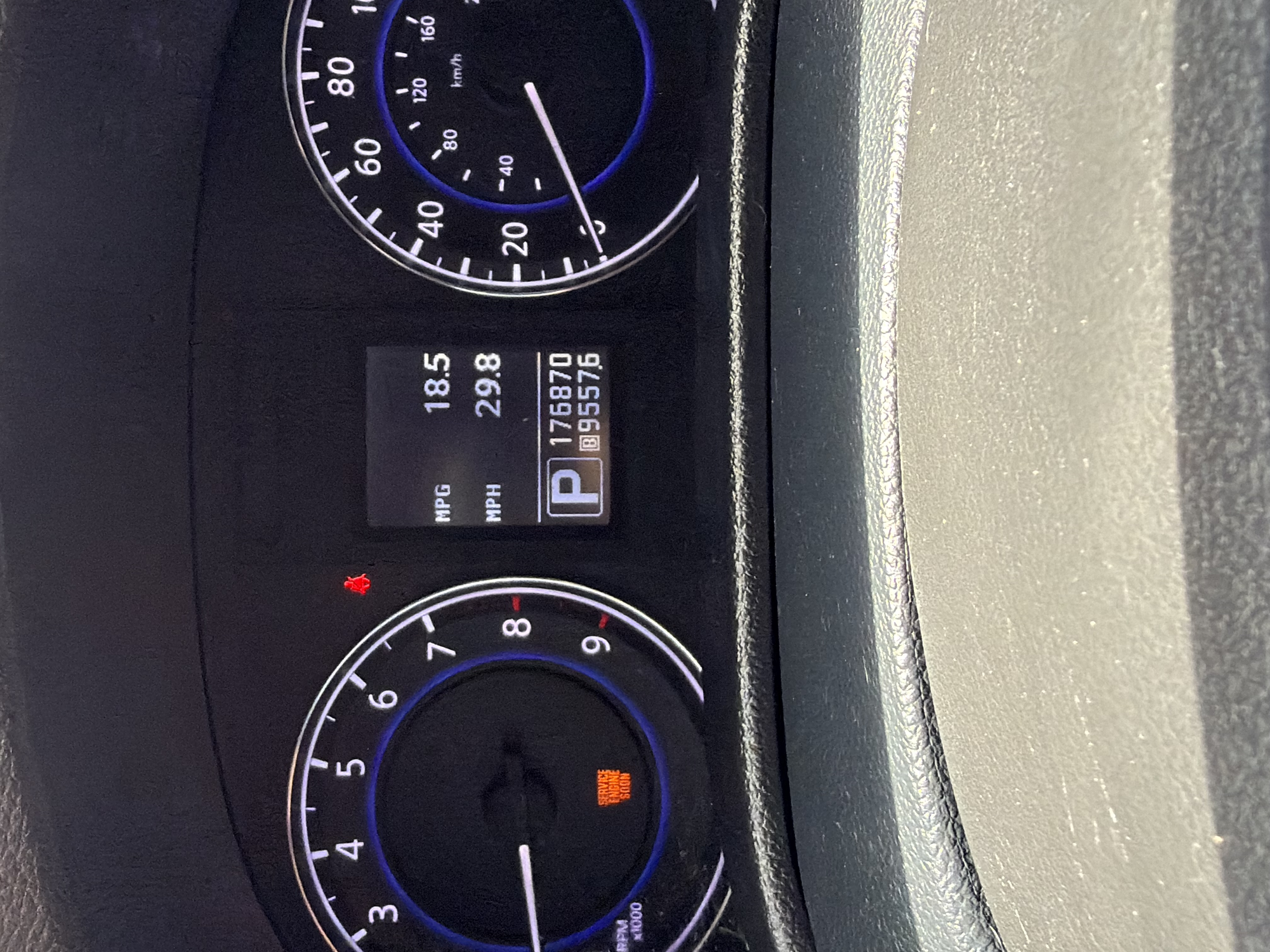 Used 2011 INFINITI G37 Journey w/ Sport Pkg - RWD image 17
