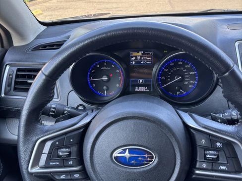 Used 2019 Subaru Outback 2.5i Premium AWD/4WD image 19