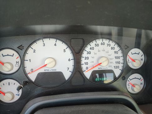 Used 2008 Dodge Ram 1500 Truck SLT image 8