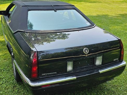 Used 1998 Cadillac Eldorado Touring w/ Safety/Security Pkg image 10