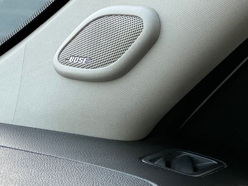 Used 2014 GMC Yukon XL Denali image 26