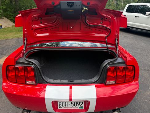 Used 2008 Ford Mustang Shelby GT500 RWD image 11
