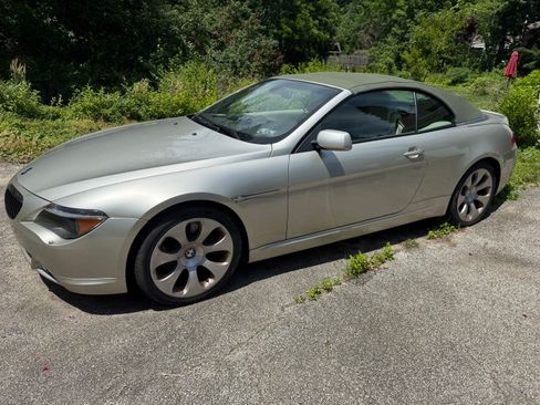 Used 2004 BMW 645Ci Convertible RWD image 2