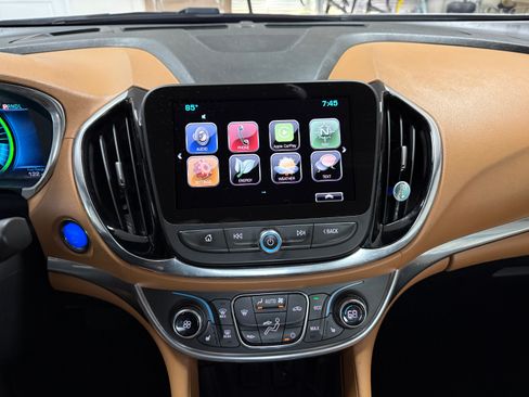 Used 2017 Chevrolet Volt Premier w/ Driver Confidence II Package FWD image 10
