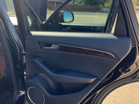 Used 2012 Audi Q5 2.0T Premium Plus image 11