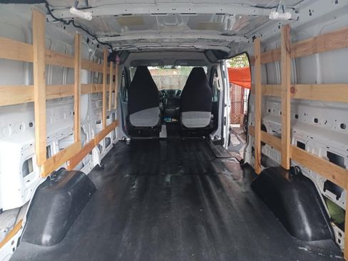 Used 2015 Ford Transit 150 148 Low Roof RWD image 4