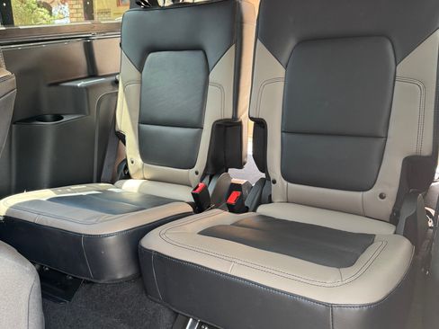 Used 2024 Ford Bronco Wildtrak image 18