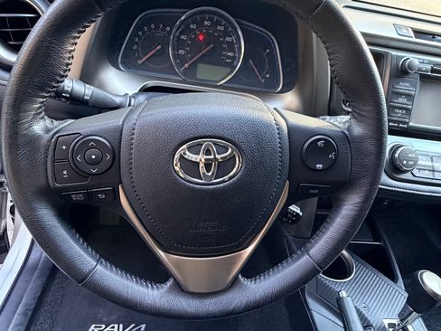 Used 2013 Toyota RAV4 Limited AWD/4WD image 13