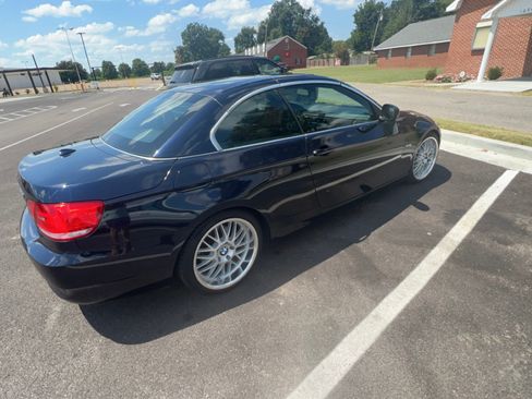 Used 2010 BMW 328i Convertible image 13