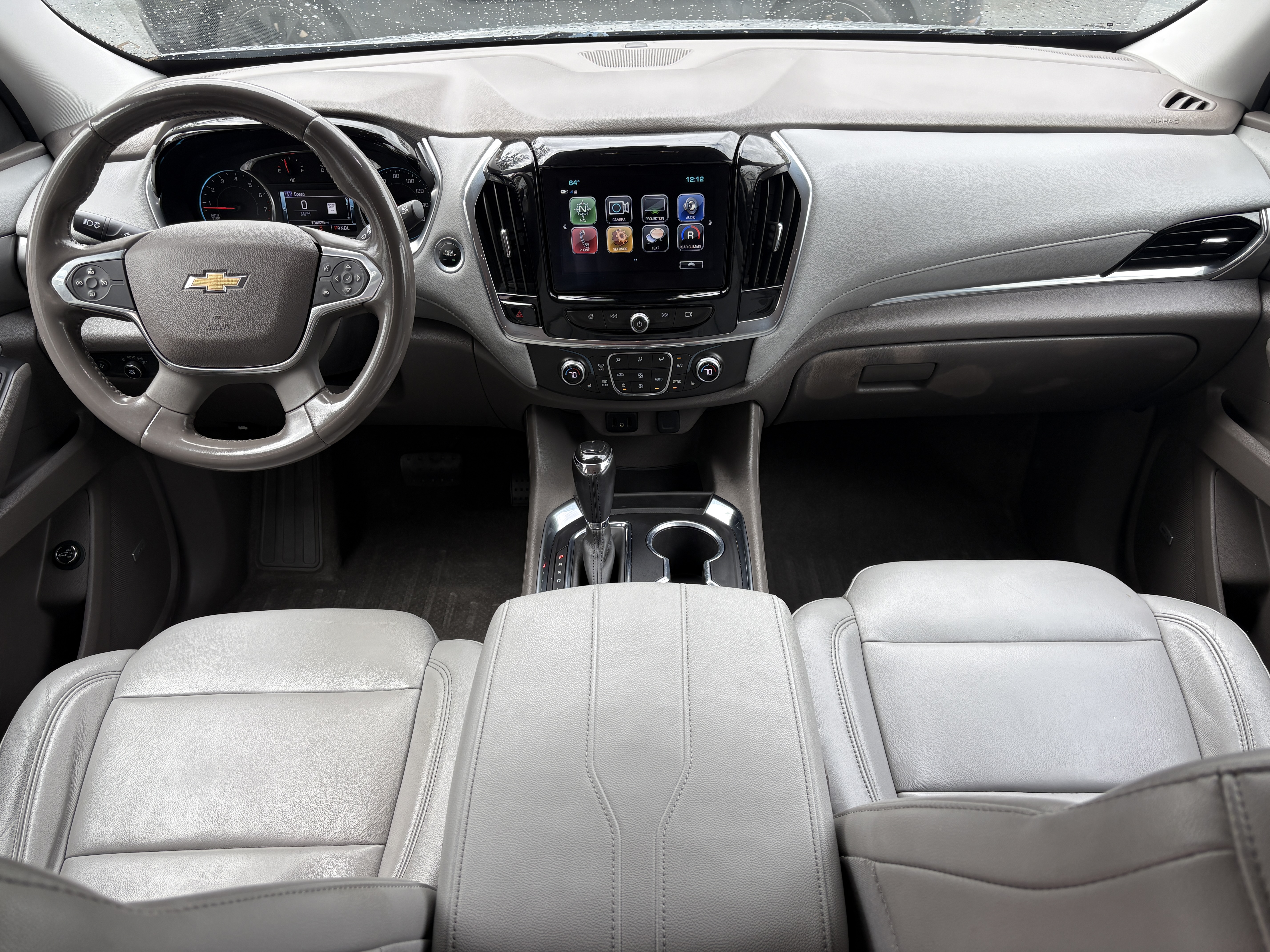 Used 2018 Chevrolet Traverse LT FWD image 13