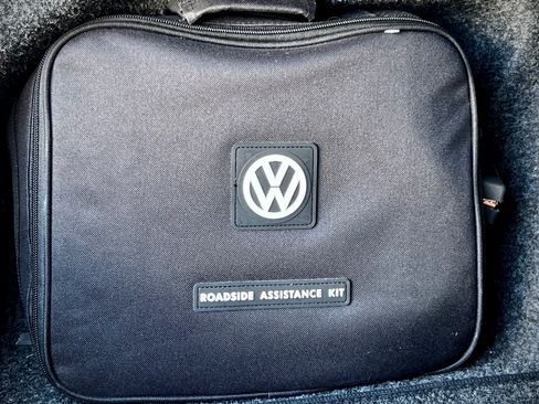 Used 2019 Volkswagen Jetta R-Line image 12