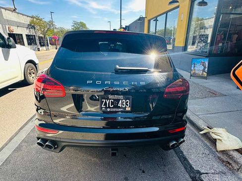 Used 2016 Porsche Cayenne S AWD/4WD image 6