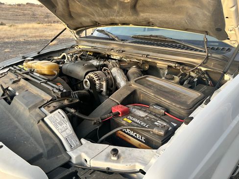 Used 2001 Ford F250 Short Bed image 11