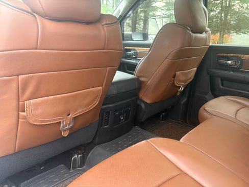 Used 2015 RAM 3500 Laramie Longhorn image 21