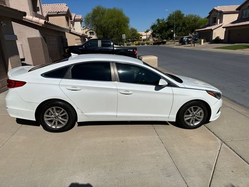 Used 2015 Hyundai Sonata SE w/ Option Group 09 image 4