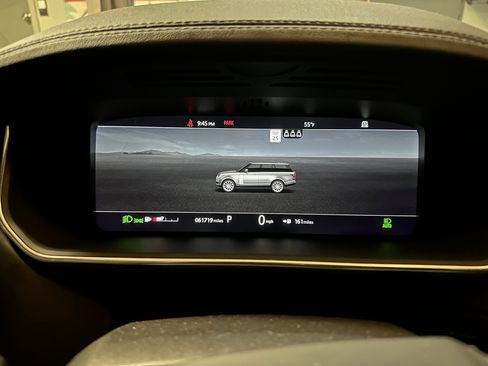 Used 2019 Land Rover Range Rover HSE image 13