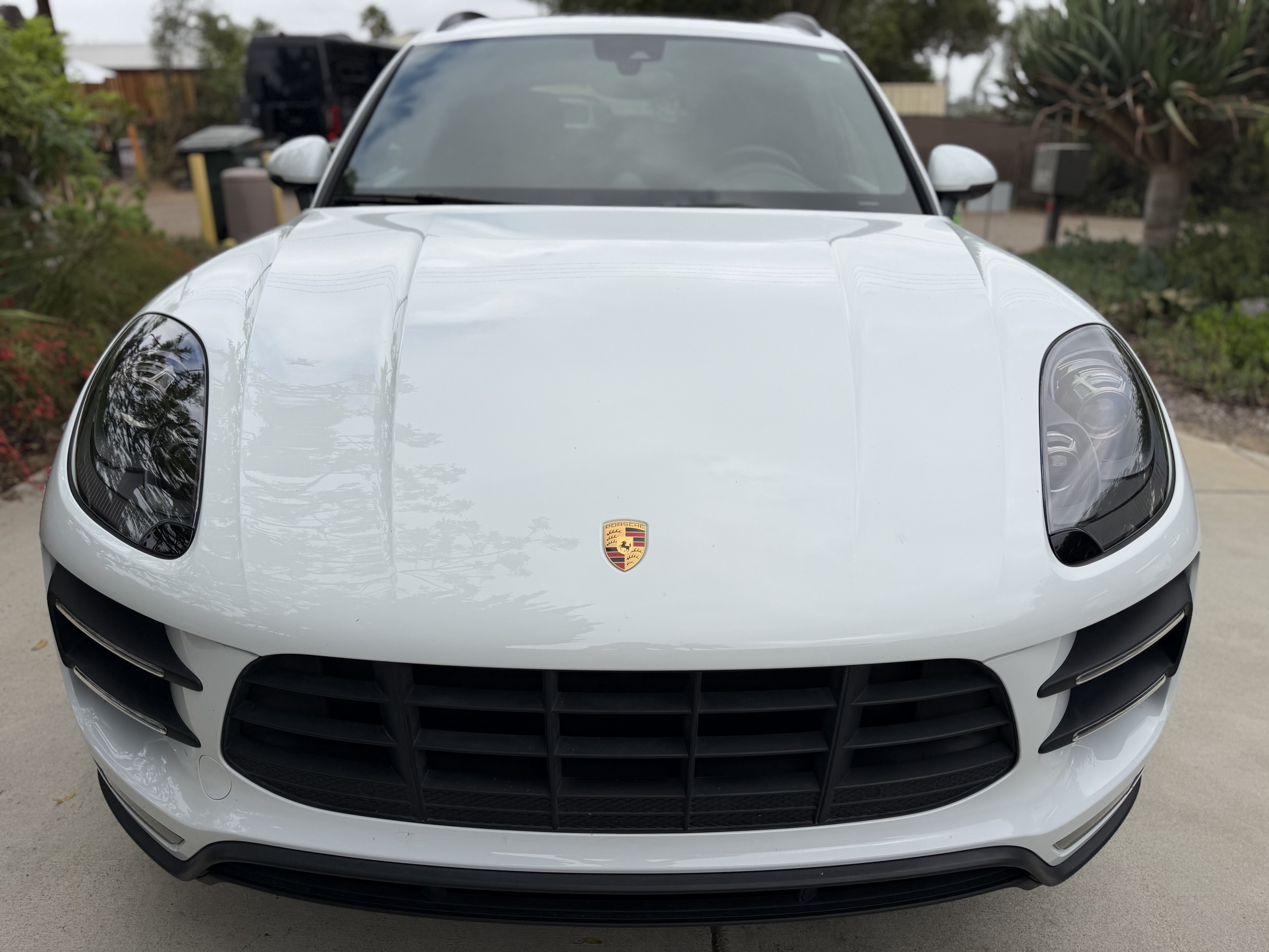 Used 2018 Porsche Macan Turbo AWD/4WD image 4