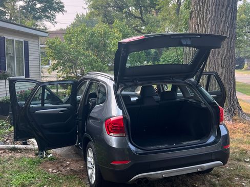 Used 2015 BMW X1 xDrive28i image 4