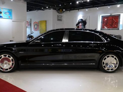 Used 2016 Mercedes-Benz Maybach S 600 image 13