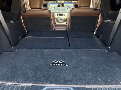 Used 2017 INFINITI QX80 Limited AWD/4WD image 18