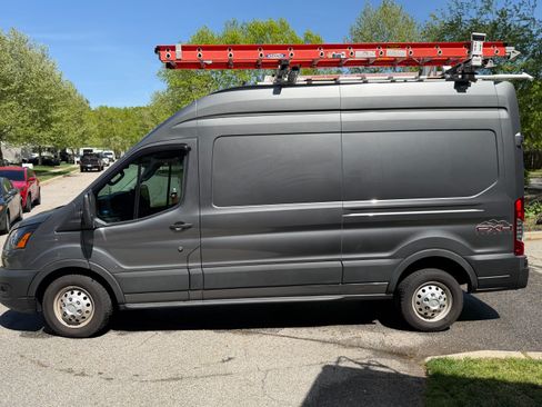 Used 2023 Ford Transit 250 148 High Roof AWD image 1