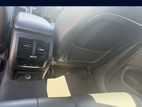 Used 2019 BMW X3 sDrive30i image 8