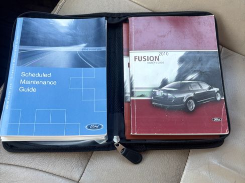 Used 2010 Ford Fusion SEL image 13