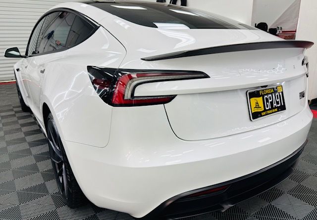 Used 2024 Tesla Model 3 Performance AWD/4WD image 2